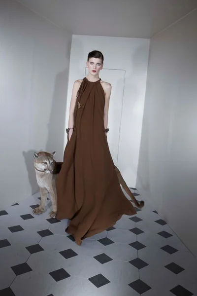 Look 8